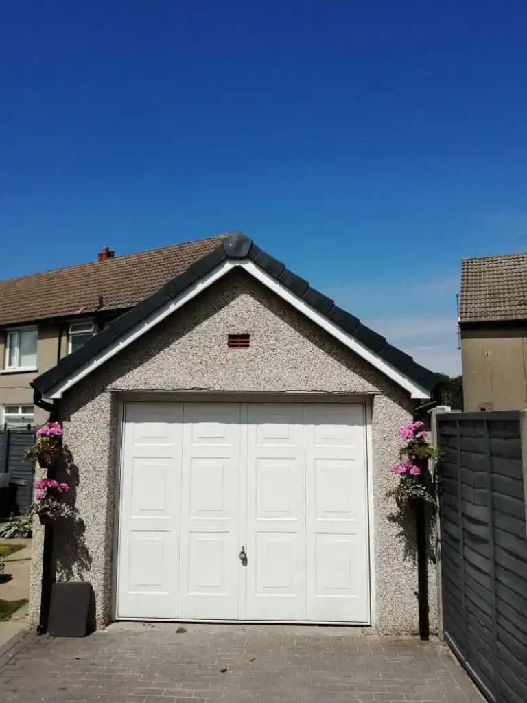 Builders & Roofers